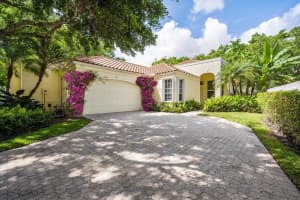 2707 Players Court Wellington, FL 33414 Sold 06/01/23
