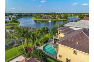 10543 Versailles Boulevard Wellington, FL 33449 Sold 06/08/23