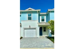 1827  Sandpiper Pointe Place, Deerfield Beach, FL 33442 Sold 07/11/23