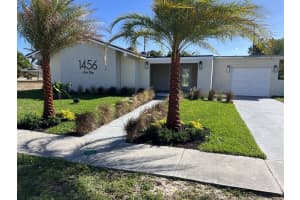 1456  Cross Way, West Palm Beach, FL 33401 Sold 06/21/23