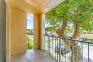 107  Yacht Club Way   207, Hypoluxo, FL 33462 Sold 12/11/23