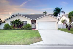 6843 Alden Ridge Drive Drive Boynton Beach, FL 33437 Sold 05/26/23