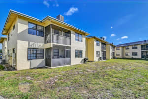2291  Linton Ridge Circle   B12, Delray Beach, FL 33444 Sold 07/31/23