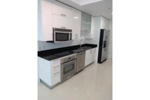 60 SW 13th Street   3614, Miami, FL 33130 Sold 06/30/23