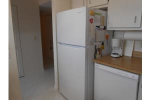 25  Abbey Lane   405, Delray Beach, FL 33446 Sold 08/22/23