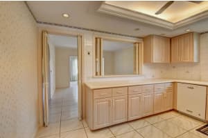 4 Fairway Drive, Boynton Beach, FL 33436 Sold 10/31/23