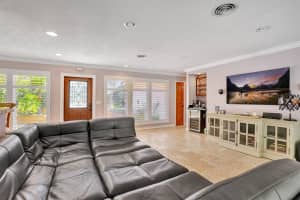 407 Sw 7th Terrace Boca Raton, FL 33486 Sold 05/17/23
