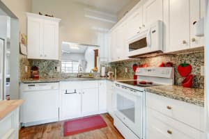 3338  Perimeter Drive   1423, Green Acres, FL 33467 Sold 06/29/23