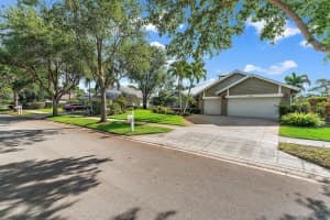 5681 Se Forest Glade Trail Hobe Sound, FL 33455 Sold 06/15/23