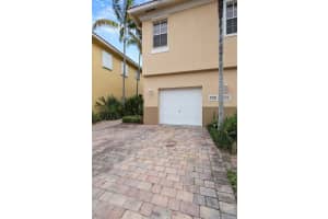 1728  Terracotta, Riviera Beach, FL 33404 Sold 08/03/23