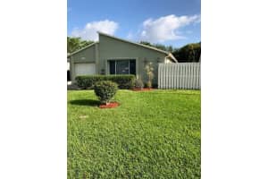 5203 Mirror Lakes Blvd, Boynton Beach, FL 33472, Sold 05/26/23