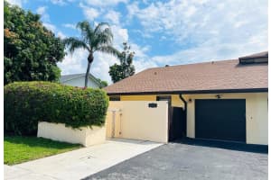 235 SW 29th Avenue, Delray Beach, FL 33445 Sold 05/30/23