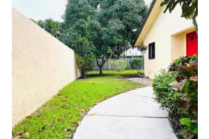 235 SW 29th Avenue, Delray Beach, FL 33445 Sold 05/30/23