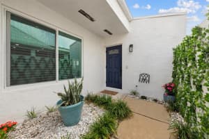 2200 Nw 10th Place Delray Beach, FL 33445 Sold 04/27/23