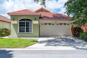 2091 Bonisle Circle Palm Beach Gardens, FL 33418 Sold 05/31/23