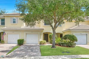 13374 Georgian Court Wellington, FL 33414 Sold 06/19/23