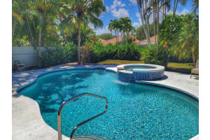 137  Hampton Circle Jupiter, FL 33458 Sold 05/24/23