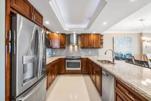 800 SE 20th Ave, Deerfield Beach, FL 33441, Sold 05/18/23