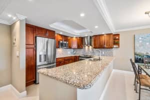 800 SE 20th Ave, Deerfield Beach, FL 33441, Sold 05/18/23