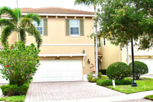 4588  Cadiz Circle, Palm Beach Gardens, FL 33418 Sold 08/15/23
