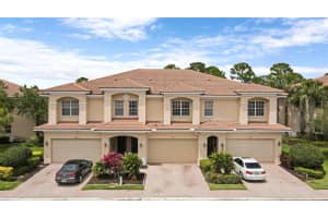 215 Sw Walking Path Stuart, FL 34997 Sold 05/15/23