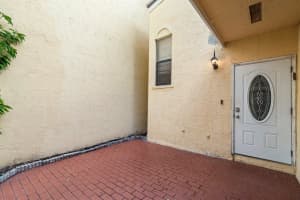 22384 Pineapple Walk Drive Boca Raton, FL 33433 Sold 06/12/23