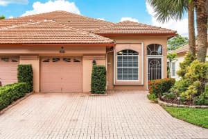 1021  Via Jardin, Riviera Beach, FL 33418 Sold 05/19/23
