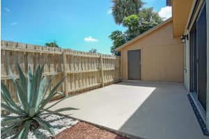 818 Sandtree Drive Palm Beach Gardens, FL 33403 Sold 06/07/23