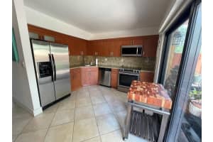 10140 Sw 77th Court, Miami, Fl 33156 Miami, FL 33156 Sold 06/09/23