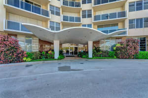 MLS# R10881678, West Palm Beach, Florida 33407