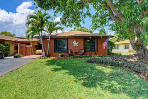 513 SE 27th Way, Boynton Beach, FL 33435 Sold 06/14/23