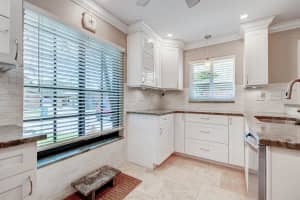 513 SE 27th Way, Boynton Beach, FL 33435 Sold 06/14/23