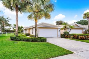 4240  Royal Oak Drive, Palm Beach Gardens, FL 33410 Sold 10/23/23