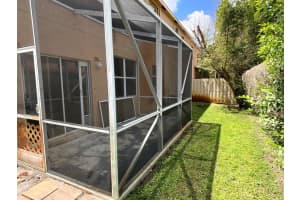 277 Live Oak Ln, Jupiter, FL 33458, Sold 05/01/23