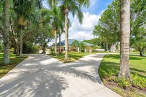 8281  Man O War Road, Palm Beach Gardens, FL 33418 Sold 08/07/23