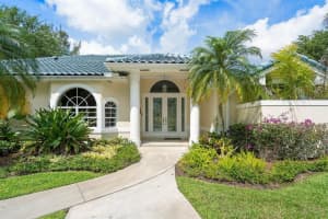 8281  Man O War Road, Palm Beach Gardens, FL 33418 Sold 08/07/23
