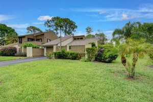 310 Wood Dale Drive Wellington, FL 33414 Sold 05/31/23