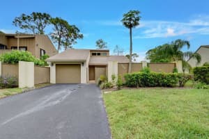 310 Wood Dale Drive Wellington, FL 33414 Sold 05/31/23