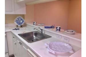 2812  Grande Parkway   302 Palm Beach Gardens, FL 33410 Sold 06/01/23