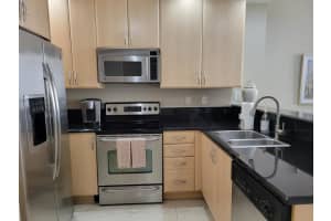 801 S Olive Avenue 1523 West Palm Beach, FL 33401 Sold 06/06/23