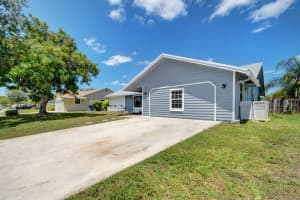385 La Mancha Avenue Royal Palm Beach, FL 33411 Sold 06/08/23