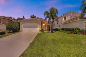 2727 S Clearbrook Circle Delray Beach, FL 33445 Sold 06/22/23