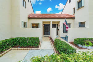 21  Via De Casas Sur    102 Boynton Beach, FL 33426 Sold 06/01/23