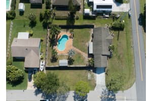 1060 2nd Street Vero Beach, FL 32962 Sold 06/20/23