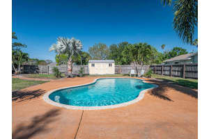 1060 2nd Street Vero Beach, FL 32962 Sold 06/20/23