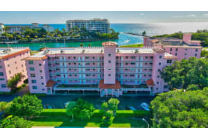 1040 Banyan Rd, Boca Raton, FL 33432, Sold 05/30/23