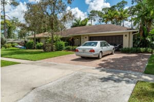 12700  Stone Pine Way, Wellington, FL 33414 Sold 10/16/23