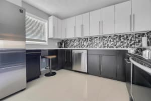 200 Berkley Road 106 Hollywood, FL 33024 Sold 07/13/23