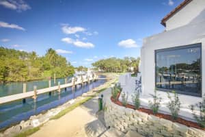 2280  Treasure Isle Drive   A80, Palm Beach Gardens, FL 33410 Sold 10/10/23