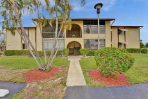 338 Pine Ridge Circle D-2 Green Acres, FL 33463 Sold 06/01/23